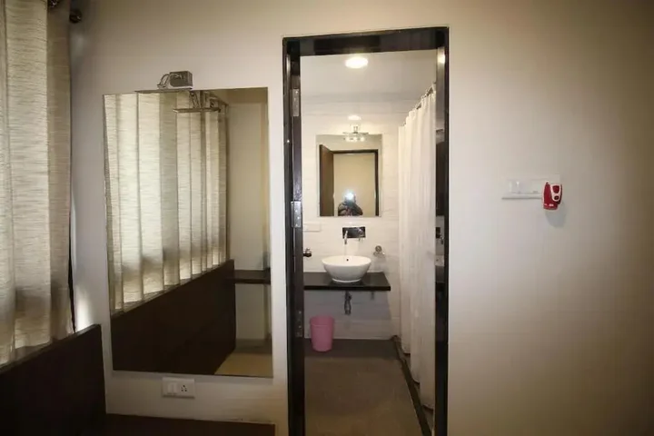 Аурангабад: Hotel Girnar