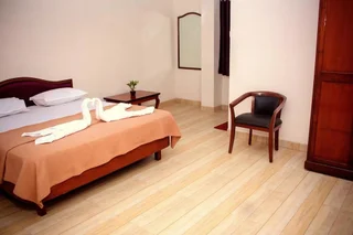 Киим: Hotel Sea View(A Beach Property)