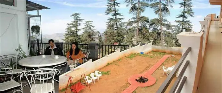 Раникхет: Hotel Pine Havens