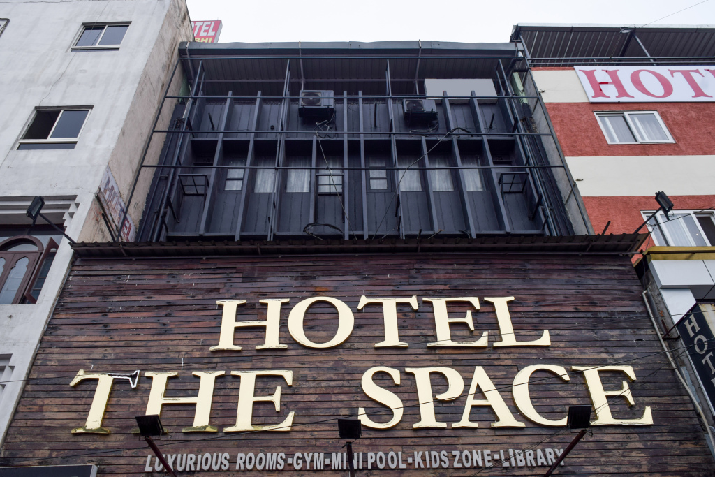 Удаипур: Отель The Space