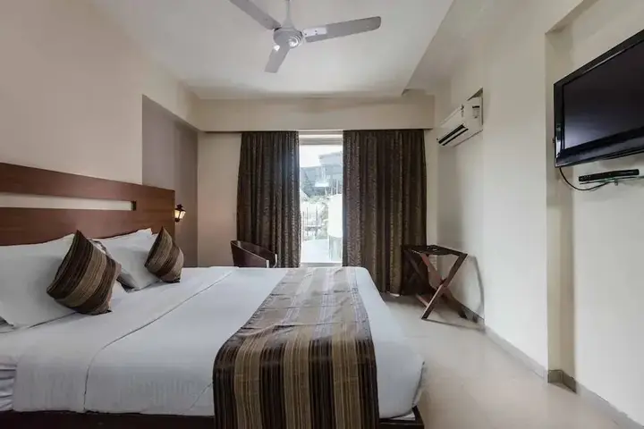 Нави-Мумбай: Hotel Tanish Residency