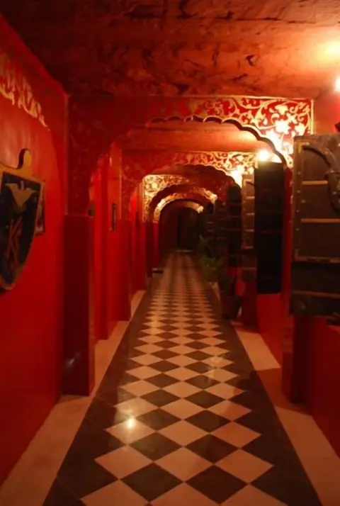 Биканер: Hotel Bhairon Vilas