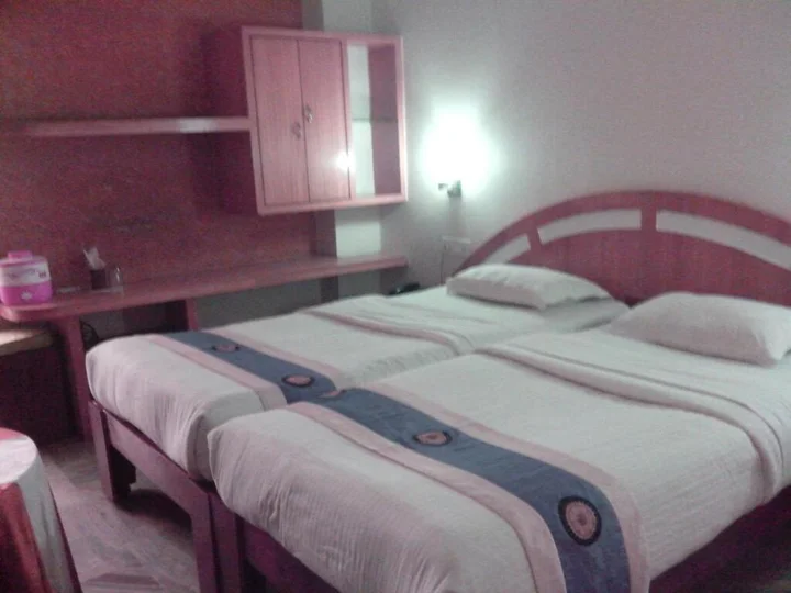 Гувахати: Hotel Mahalaxmi Indo Myanmar