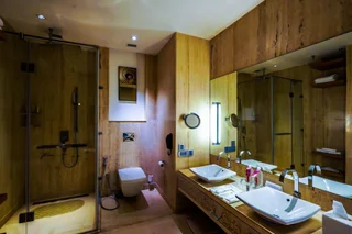 Большая Нойда: Crowne Plaza Greater Noida by IHG