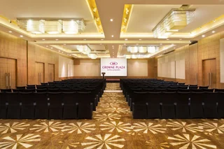 Большая Нойда: Crowne Plaza Greater Noida by IHG