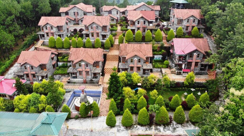 Кангра: Nature Bloom Dharamshala Hotel and Resort