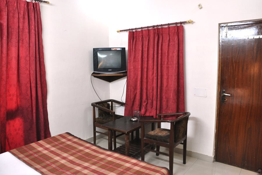 Hotel Sanjay — фото 1