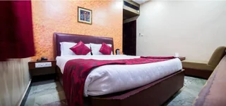 Мадурай: Hotel Shreenithi