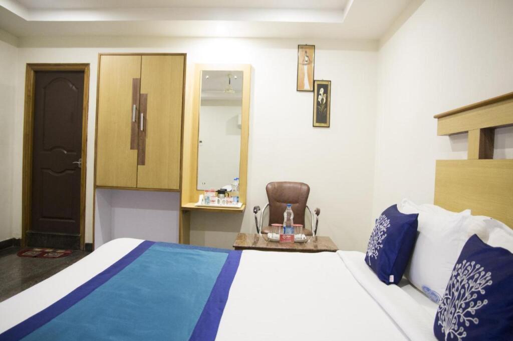 Тирупати: Hotel SLV Grand