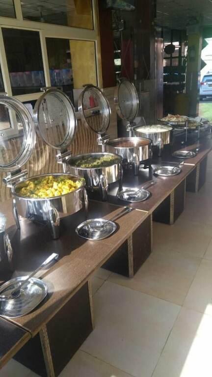 Сирасу: Hotel Chakasha Govindam