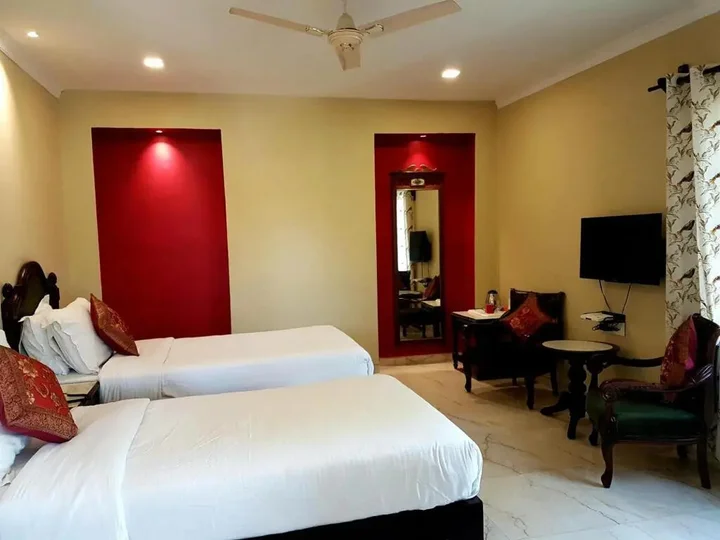 Читторгарх: Hotel Pratap Palace