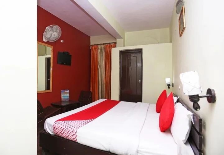 Сукха: OYO 19409 Hotel Sunita And Restaurant