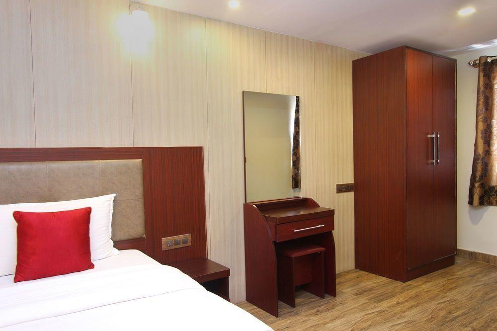 Бангалор: OYO 5488 Hotel The Libra