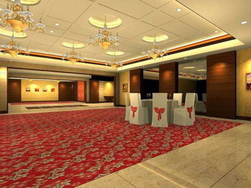 Гуруграм: DS Clarks Inn Gurgaon