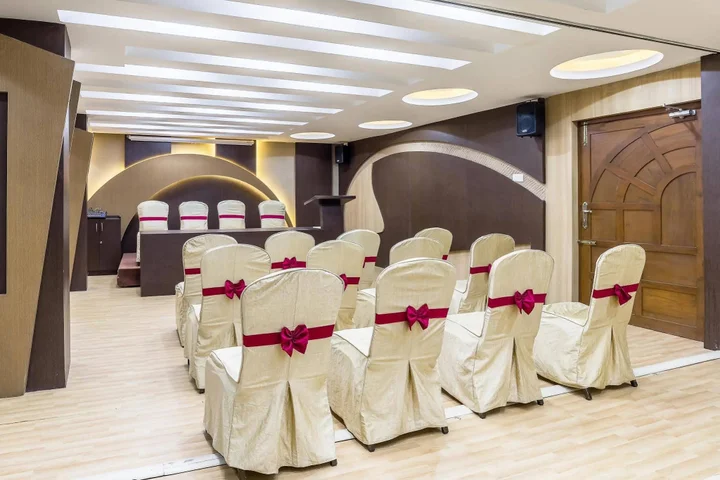 Коимбатур: Hotel navaRatna