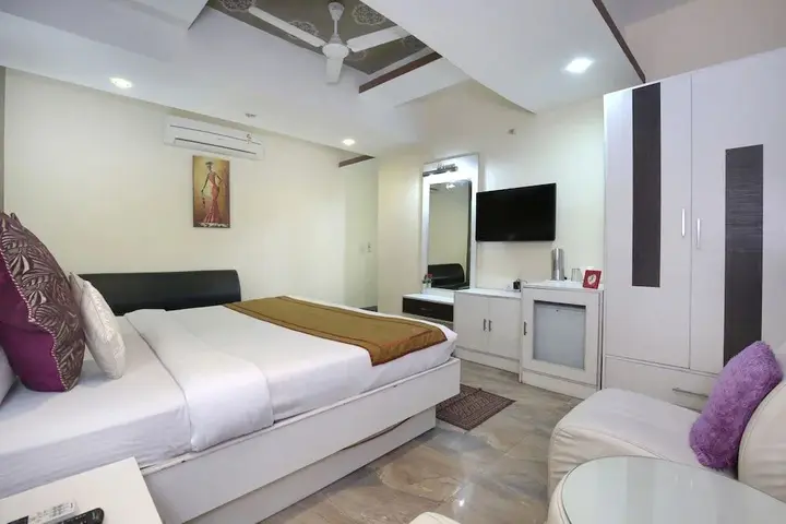 Чандигарх: Hotel Absolute Comfort