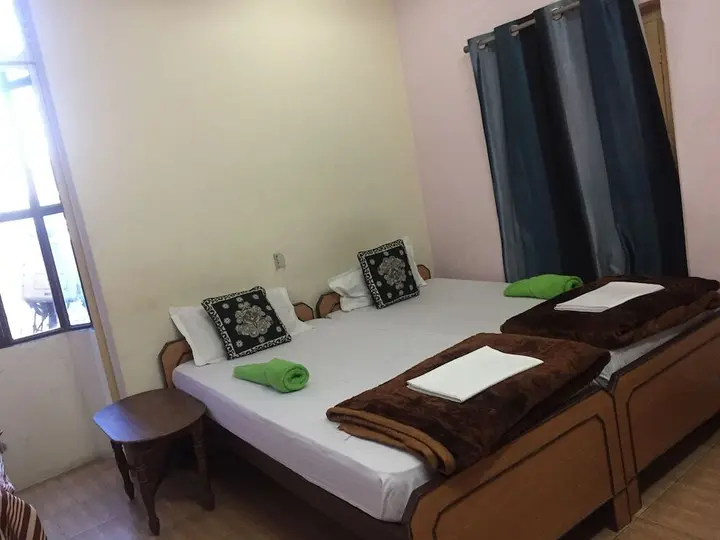 Варанаси: Baba Guest House