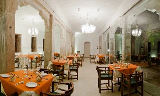 Гвалиор: Neemrana's - Deo Bagh