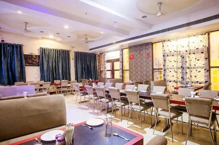 Матхура: Hotel Sheel Gopal Vision