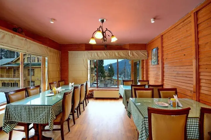 Гульмарг: Hotel Pine Palace Resort
