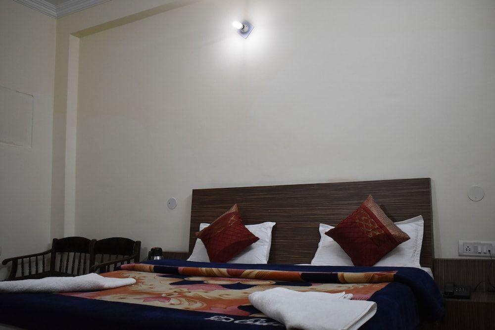 Катра: Hotel Devi Mahal