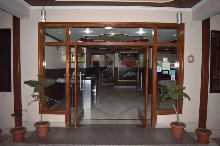 Катра: Hotel Devi Mahal