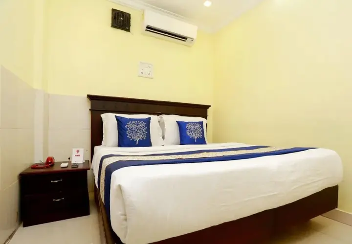 Коччи: OYO 5643 Hotel Malabar Plaza