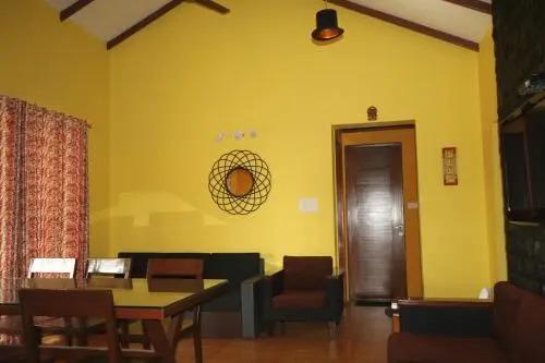 Игатпури: JenJon Holiday Resort - Igatpuri