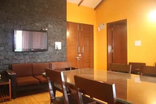 Игатпури: JenJon Holiday Resort - Igatpuri