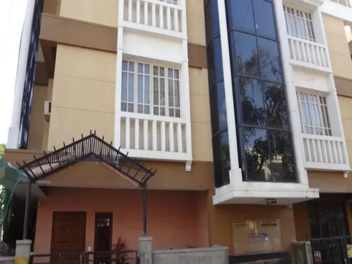 Бангалор: Compact Stately Home