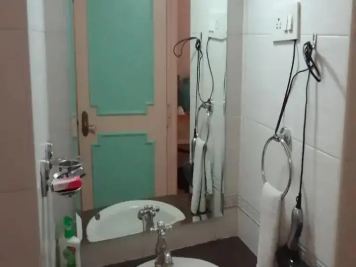 Бангалор: Compact Stately Home