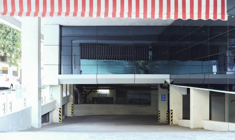 Секундерабад: United 21 Hotel - Hyderabad