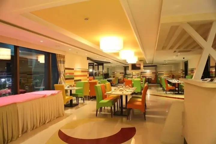 Секундерабад: United 21 Hotel - Hyderabad