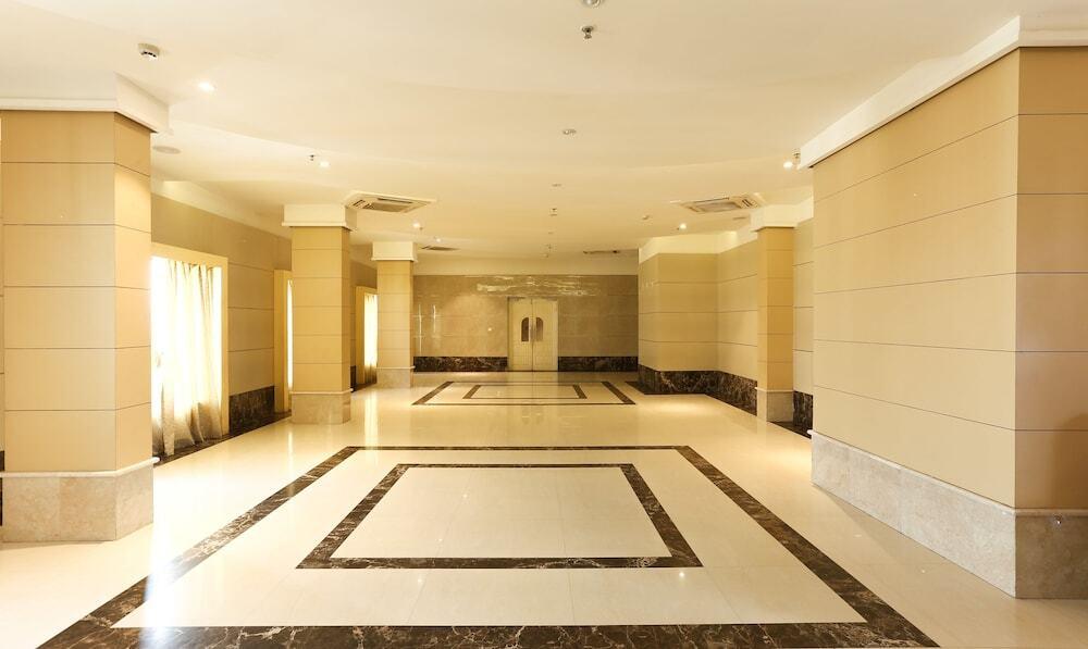 Секундерабад: United 21 Hotel - Hyderabad