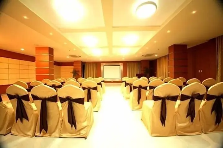 Секундерабад: United 21 Hotel - Hyderabad