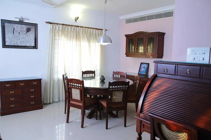 Коччи: Fortbeach Service Apartments