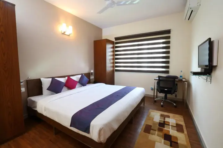 Бангалор: Crest Executive Suites