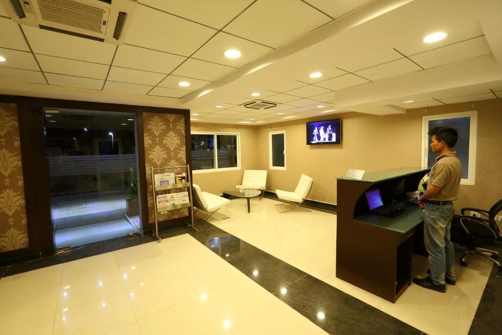 Crest Executive Suites — фото 1