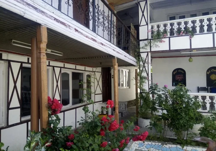 Шринагар: Hotel New Shalimar
