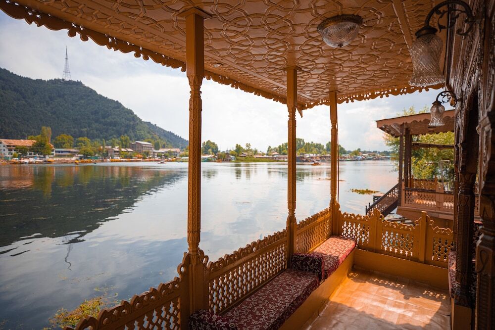 Шринагар: Sea Hawk Group Of Houseboat