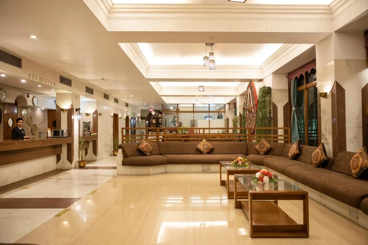 Гувахати: Hotel Rajmahal