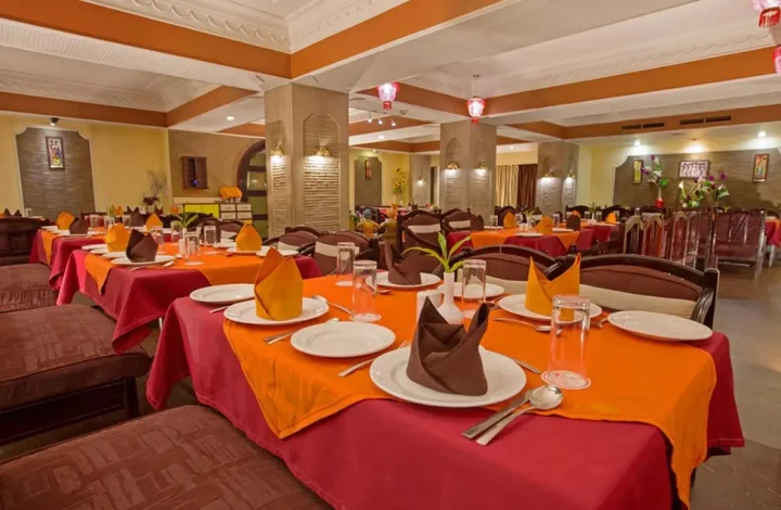 Гувахати: Hotel Rajmahal