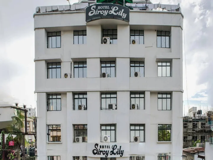 Гувахати: Hotel Siroy Lily