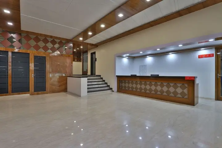 Вадодара: OYO 11543 Hotel Panchsheel