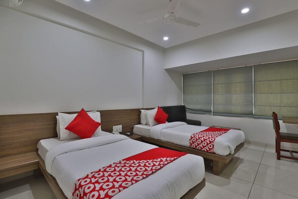 Вадодара: OYO 11543 Hotel Panchsheel
