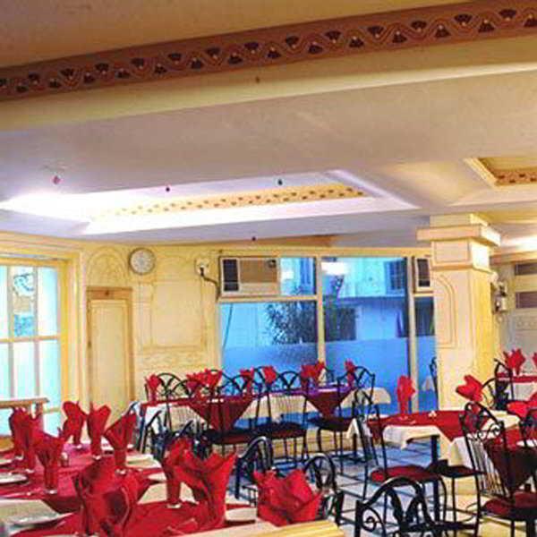 Вадодара: Siddharth Palace Hotel