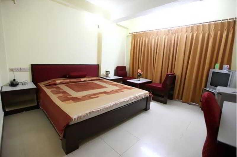 Вадодара: Siddharth Palace Hotel