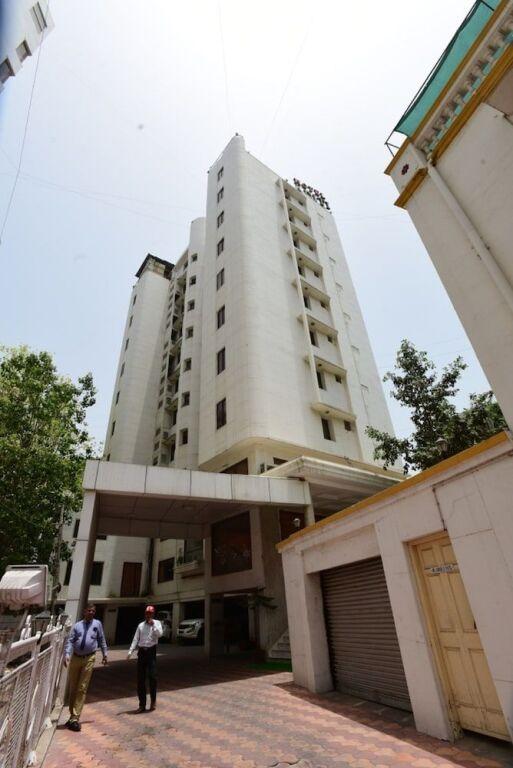 Вадодара: Aditi Hotel