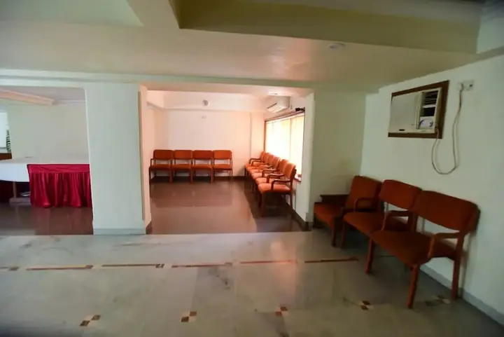 Вадодара: Aditi Hotel