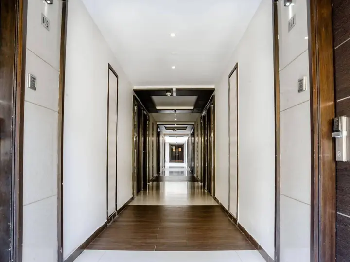 Вадодара: Hotel Tansha Comfort Regency